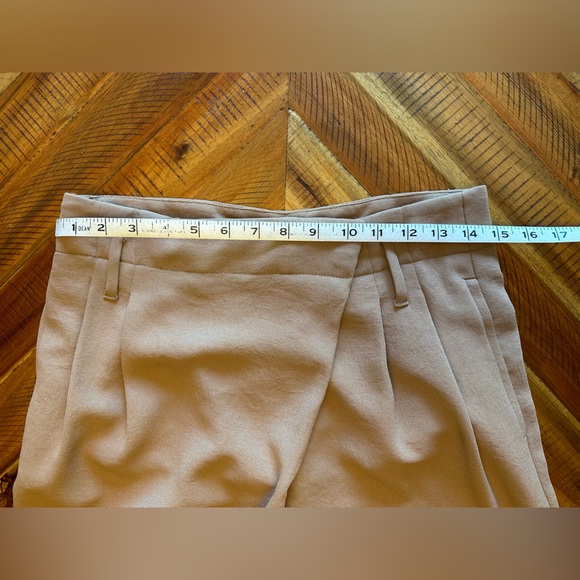 Aritzia Wilfred Crossover Trousers in Camel. Size Small. - Picture 6 of 8